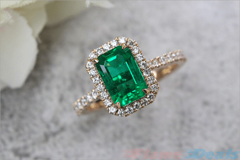 engagement-emerald-ring